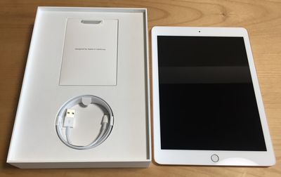 新型iPad 2018年モデル　第6世代　開封